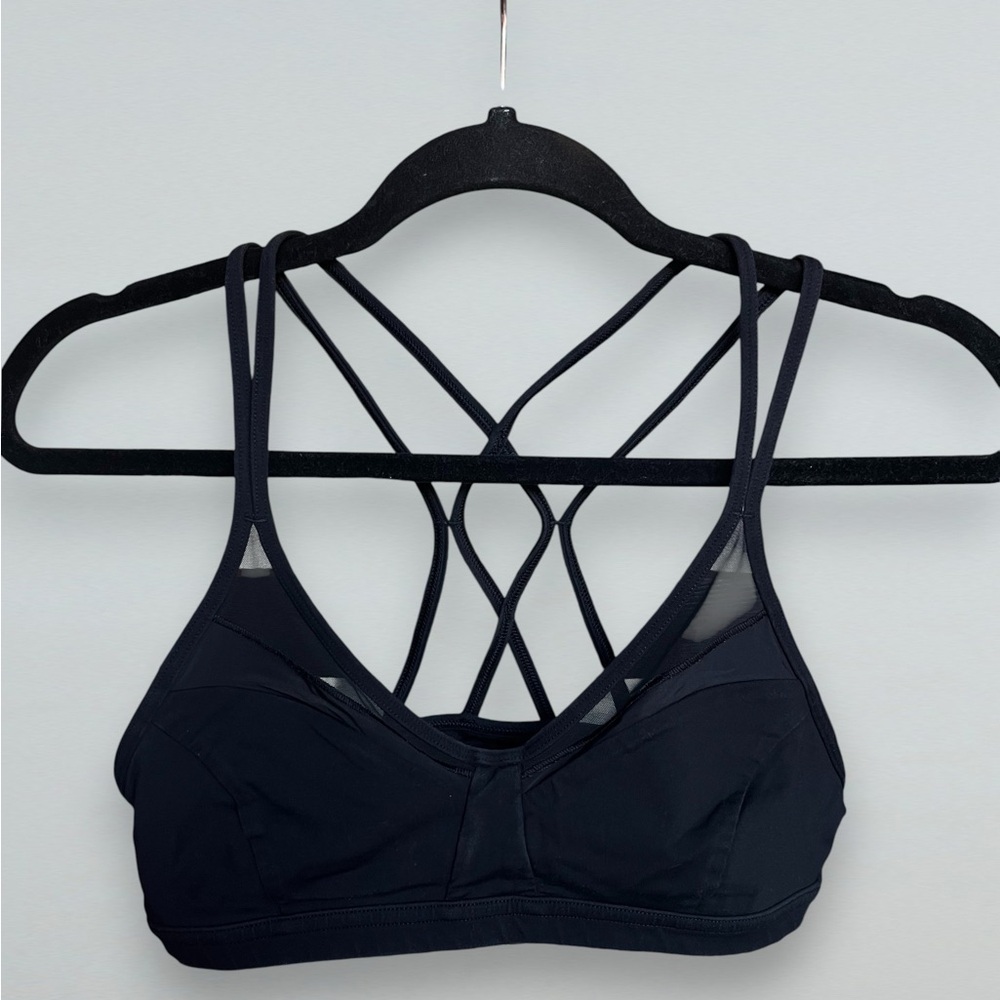 Lululemon Black Strappy Back Sports Bra 🖤 Size S